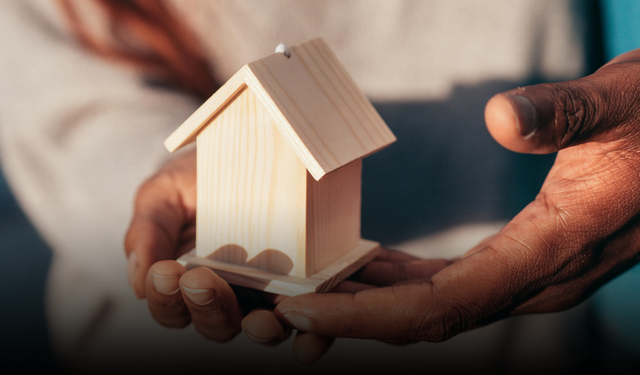 Ev Sahibi Olmak Artık Hayal: 1 Metrekare İçin Aylarca Çalışmak Gerekiyor